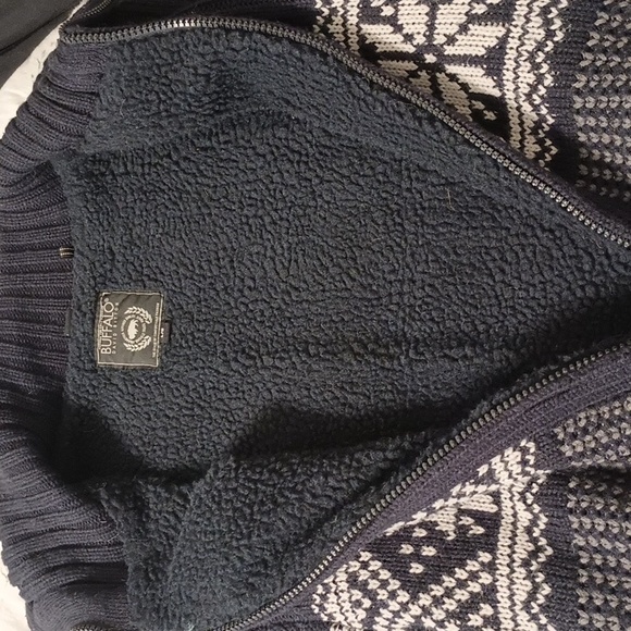 Fleece jacket - Picture 2 of 2